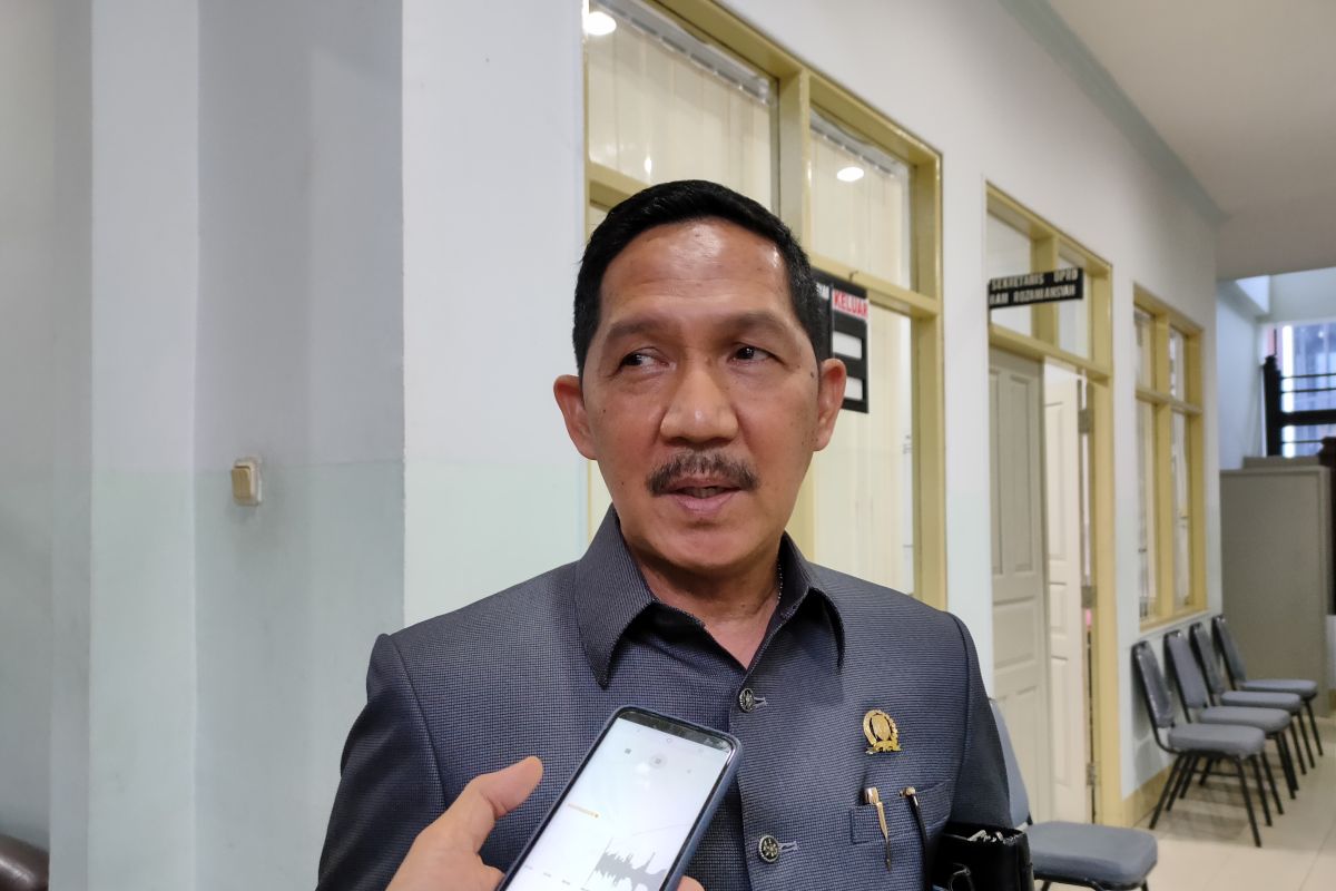 Legislator: kerusakan jalan trans Kalimantan perlu penanganan segera