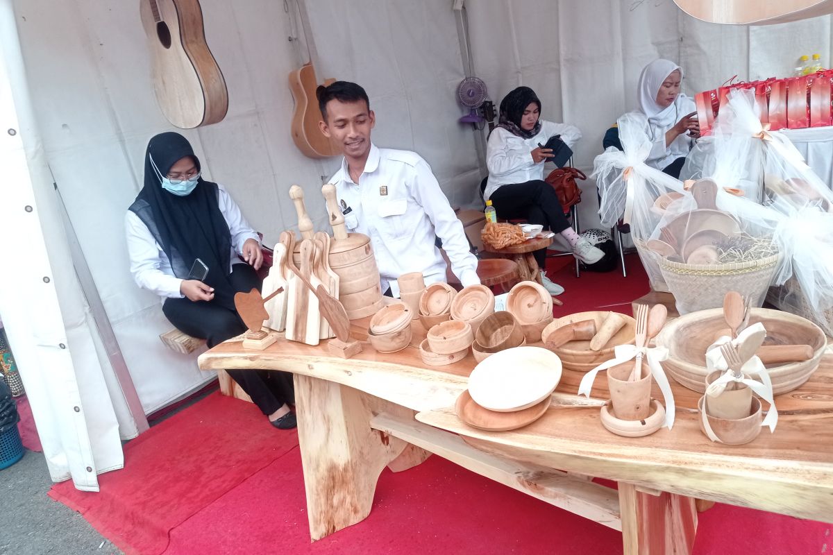 Pameran UMKM Lebak tampilkan hasil kerajinan warga binaan lapas