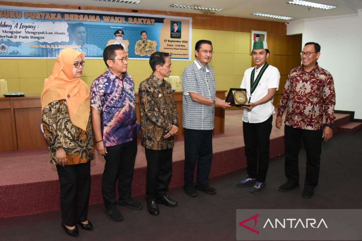 Wakil Ketua MPR Fadel Muhammad buat buku ceritakan pengalaman hidup