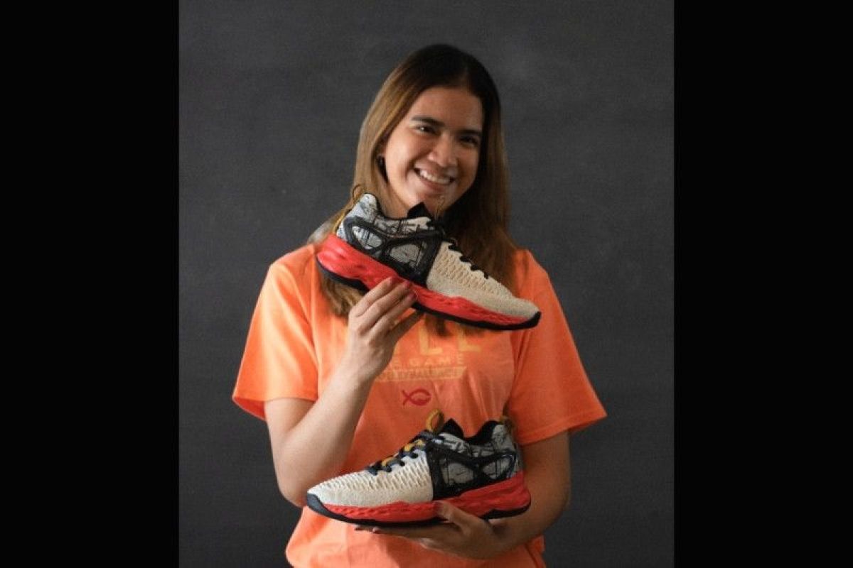 Atlet bola voli Bandung, Shella Bernadheta jadi brand ambassador sepatu internasional