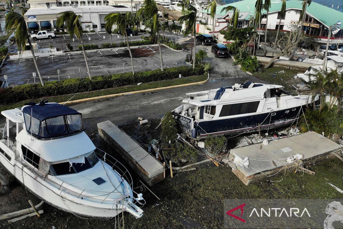 Sedikitnya 83 orang tewas akibat Badai Ian terjang Florida