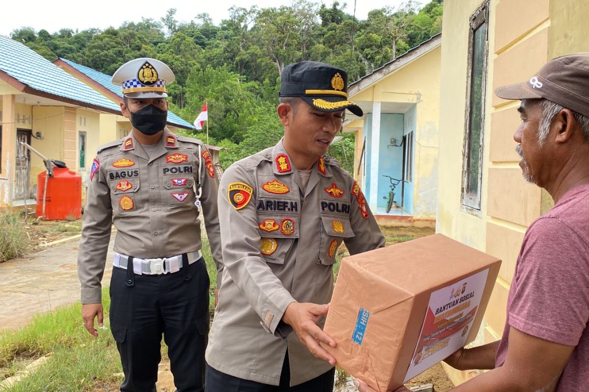 Polres Kayong Utara terjunkan 170 personil  untuk  aman pemilihan kepala desa