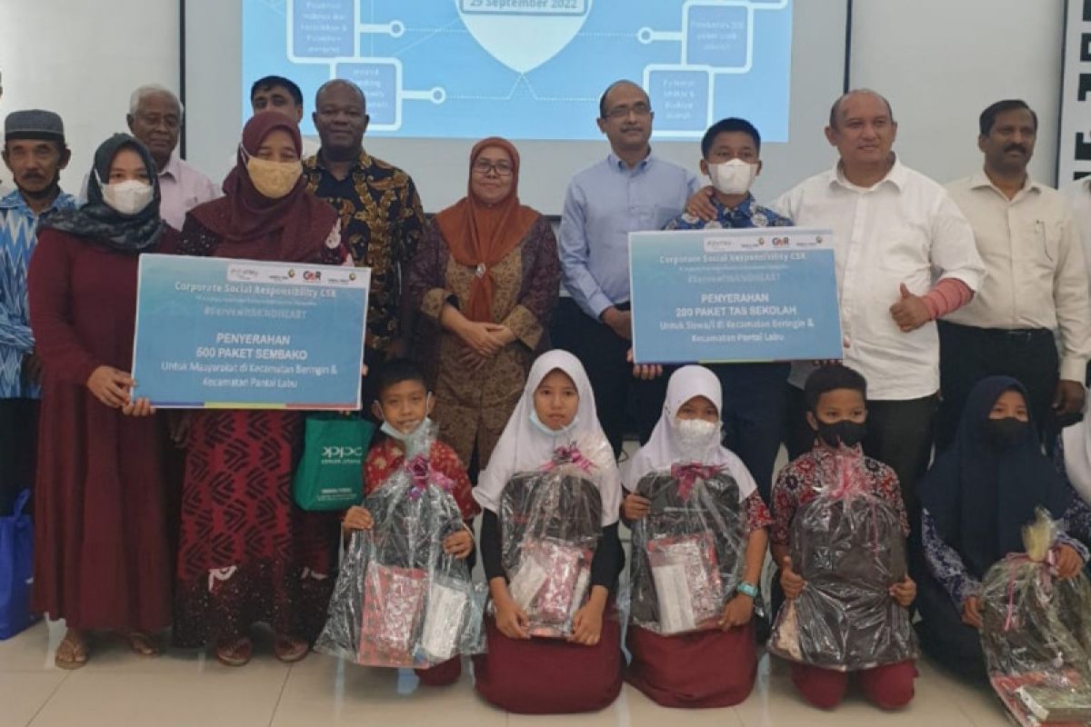 Bandara Kualanamu bagikan 1.000 paket bantuan bagi warga terdampak BBM