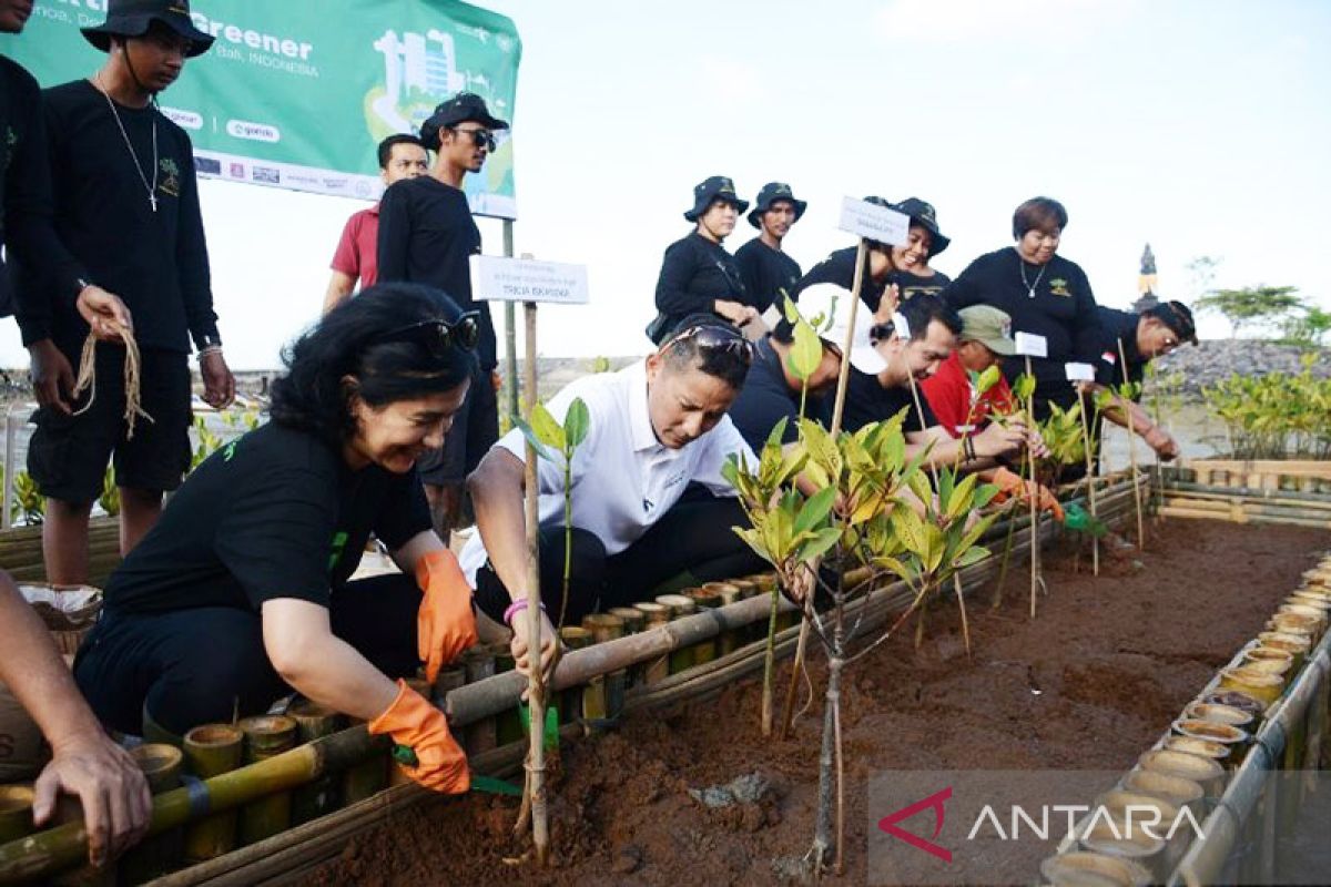 Menparekraf dukung Pohon Kolektif GoGreener untuk serap jejak karbon