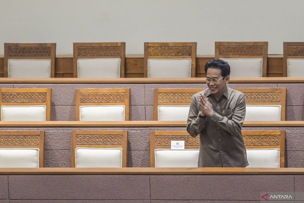 Presiden Joko Widodo lantik Johanis Tanak sebagai Wakil Ketua KPK Jumat