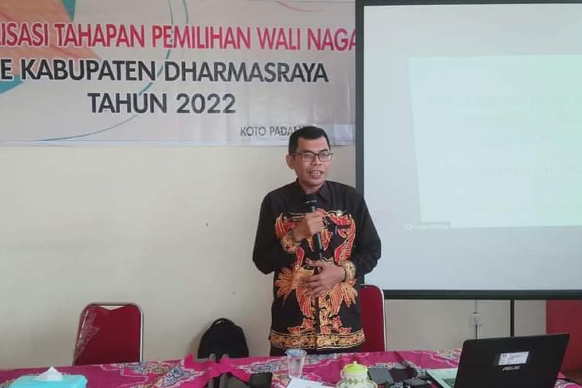 Pasangan suami-istri di Dharmasraya bersaing rebut kursi walinagari