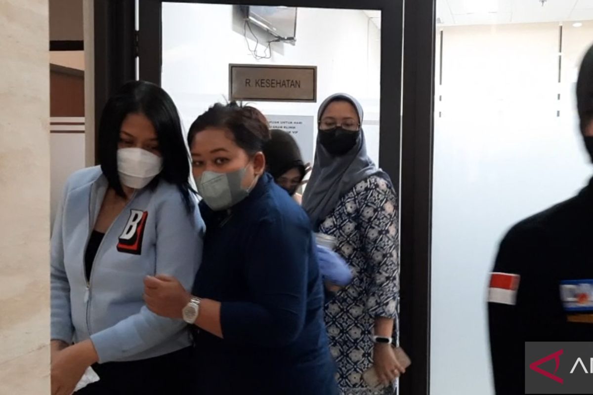 Putri Candrawathi terpantau berada di ruang kesehatan Bareskrim Polri