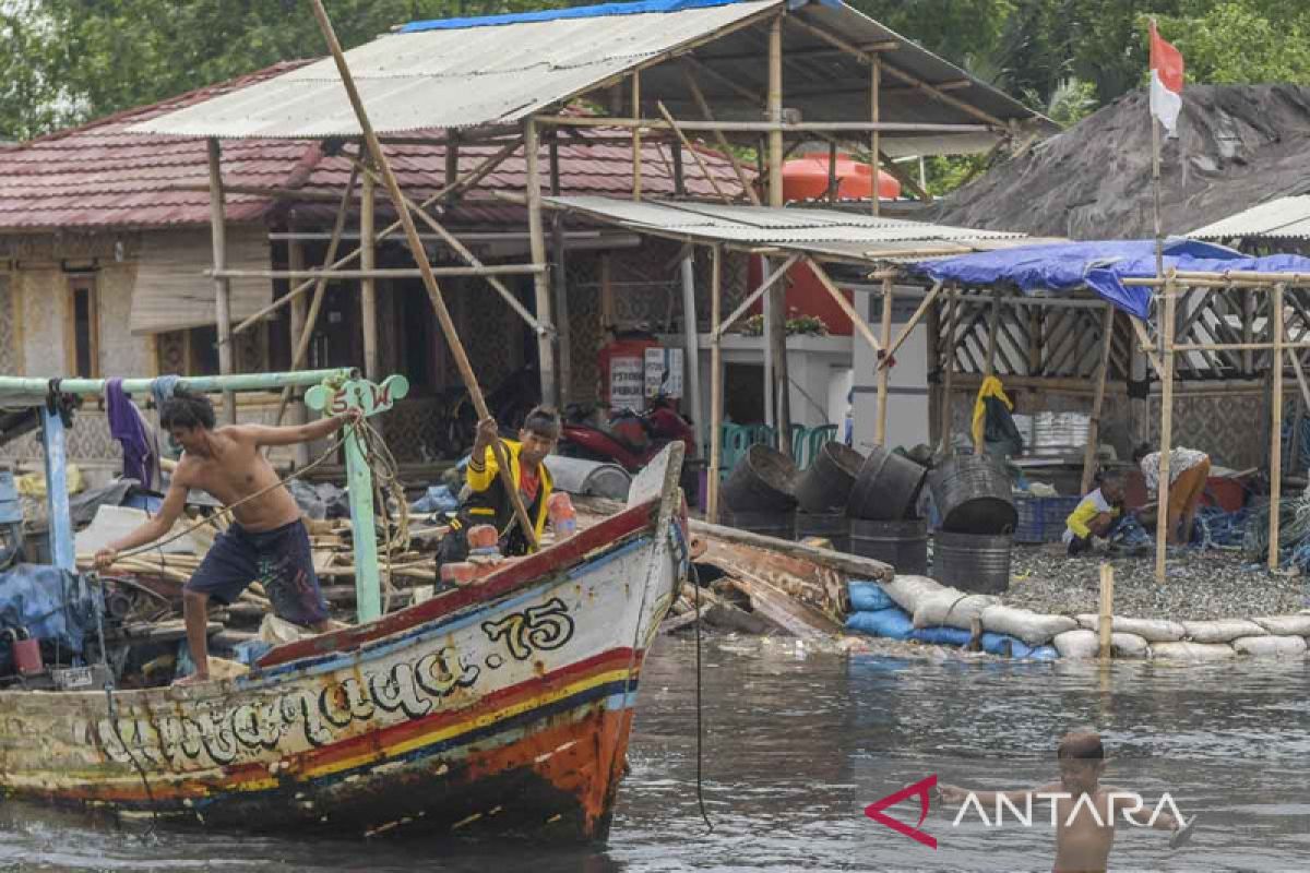 Jakarta integrates data to accelerate reduction in poor population