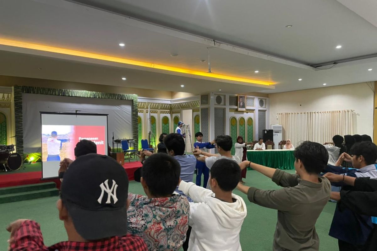 Mahasiswa IAIN Pontianak ikuti seminar Safety Riding