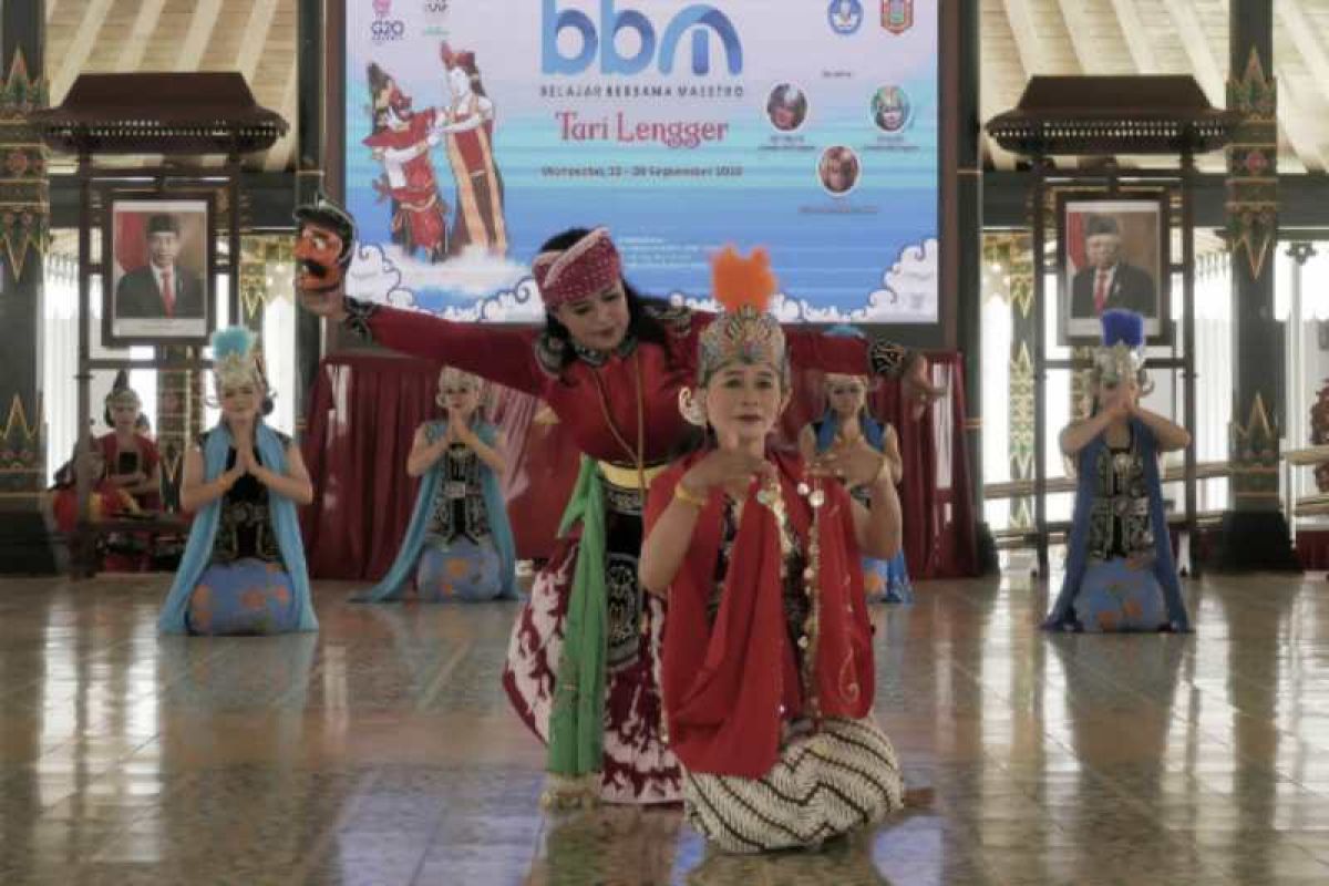 Belajar bersama maestro kesenian Lengger Wonosobo