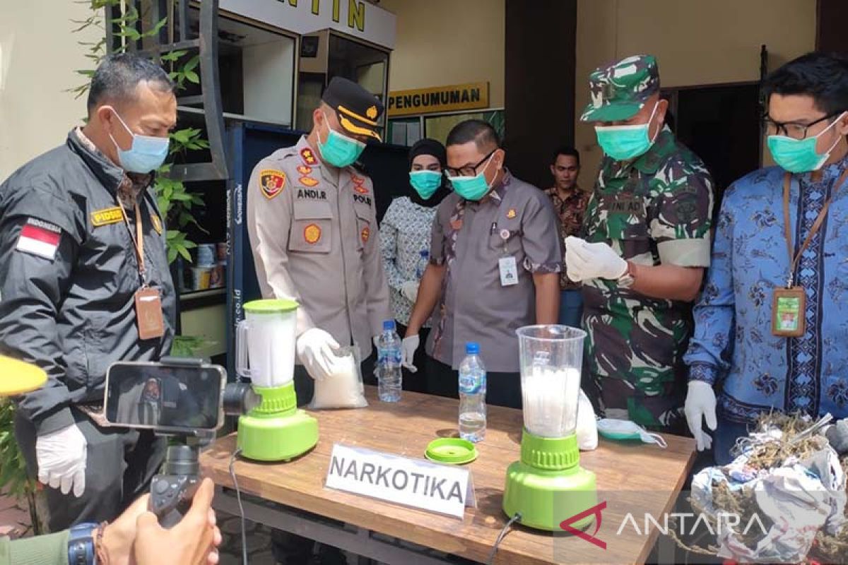 Kejari Aceh Timur musnahkan barang bukti 3,1 kg sabu dan 12,7 kg ganja