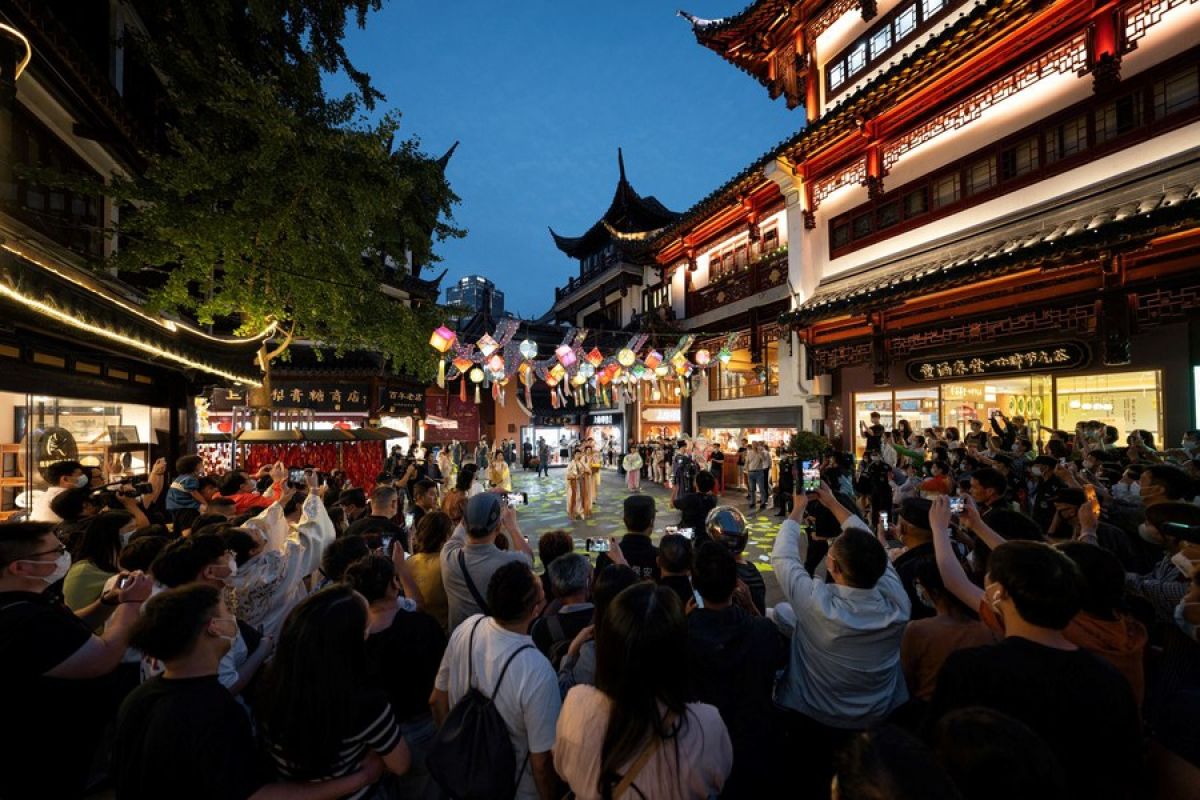 "Ekonomi malam" dorong industri wisata di Shanghai