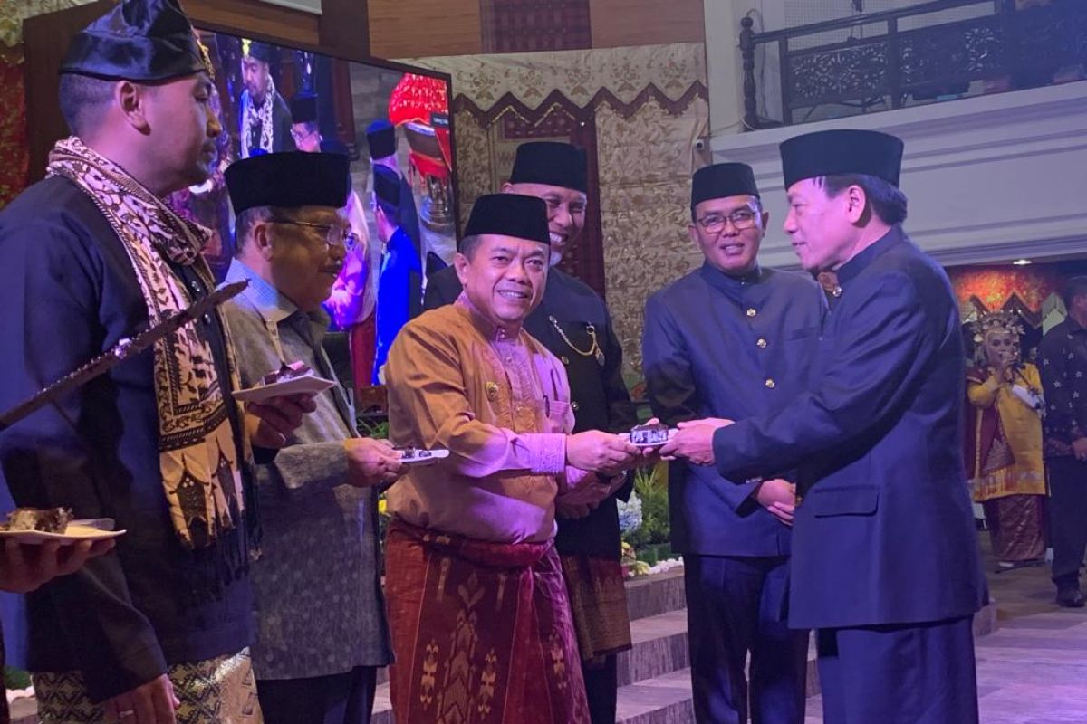 Gubernur Jambi hadiri HUT ke-77 Provinsi Sumbar