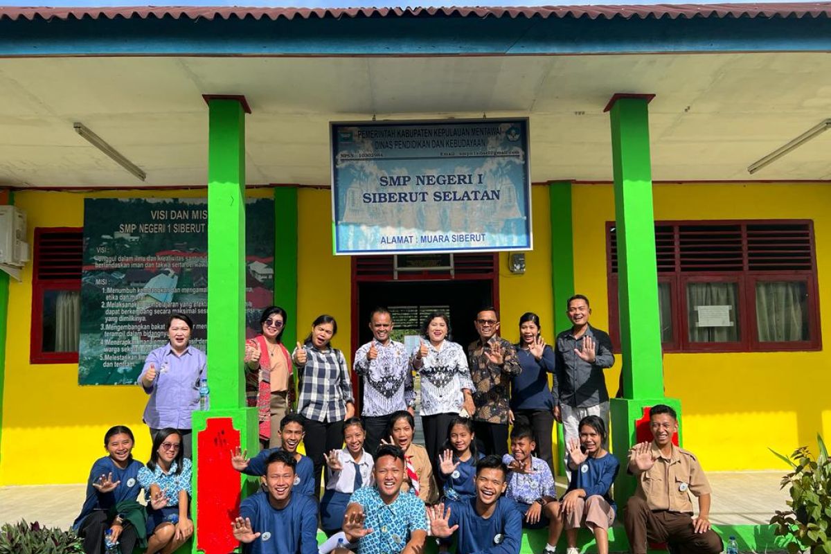 Forum Anak Kecamatan Siberut Selatan edukasi  pelajar pencegahan pelecehan seksual