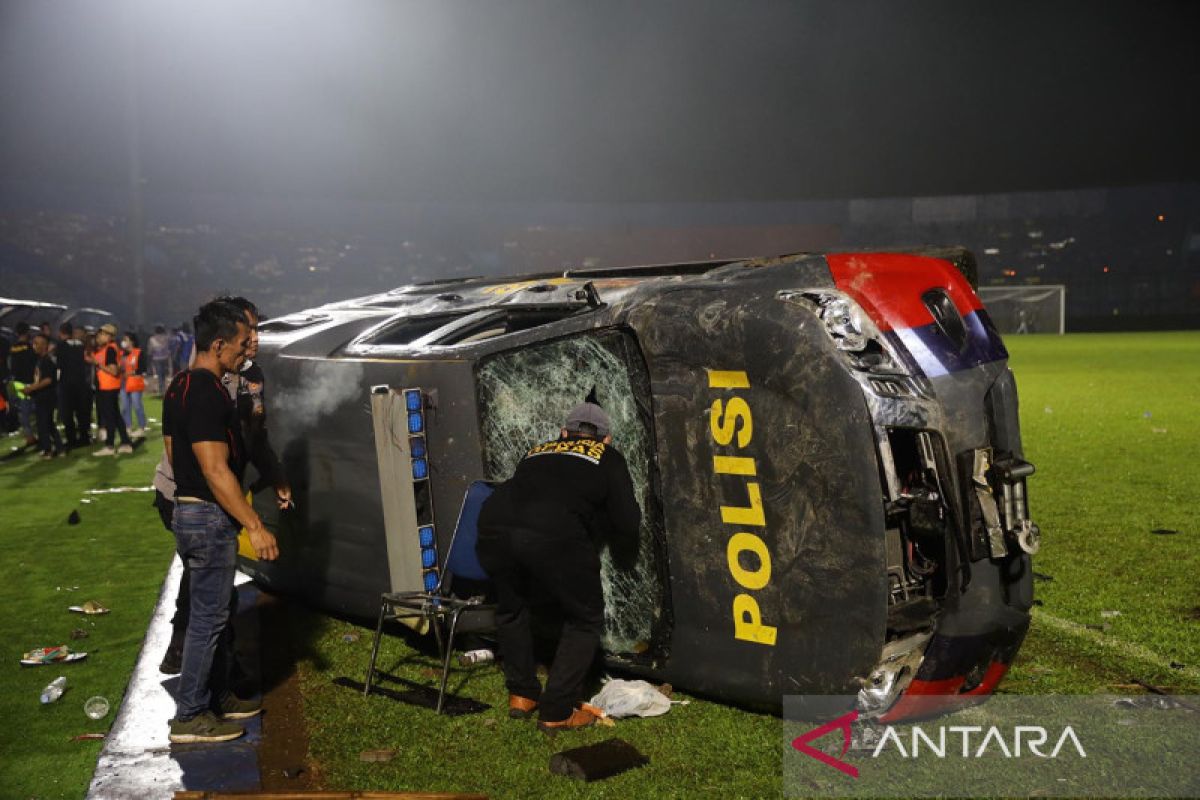 Tim bekerja usut tragedi Kanjuruhan