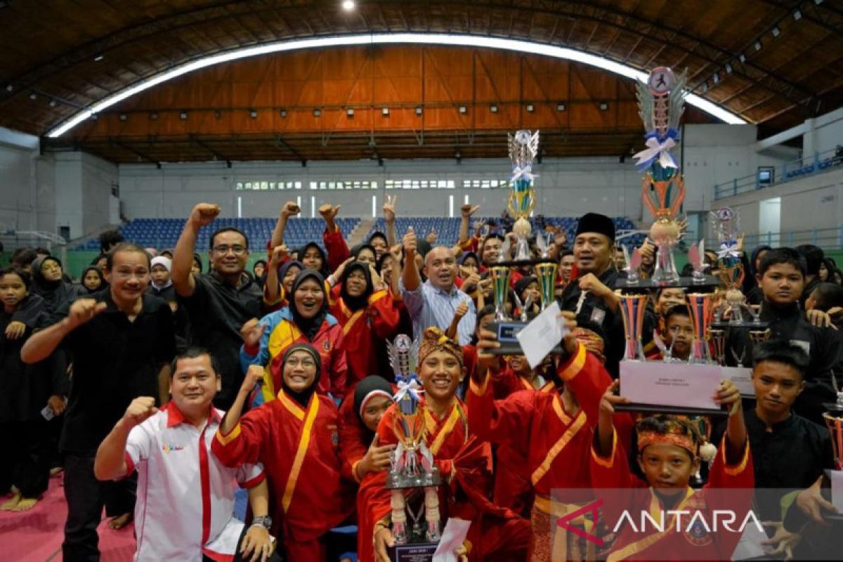 Wali Kota Pangkalpinang resmi tutup kejuaraan pencak silat 