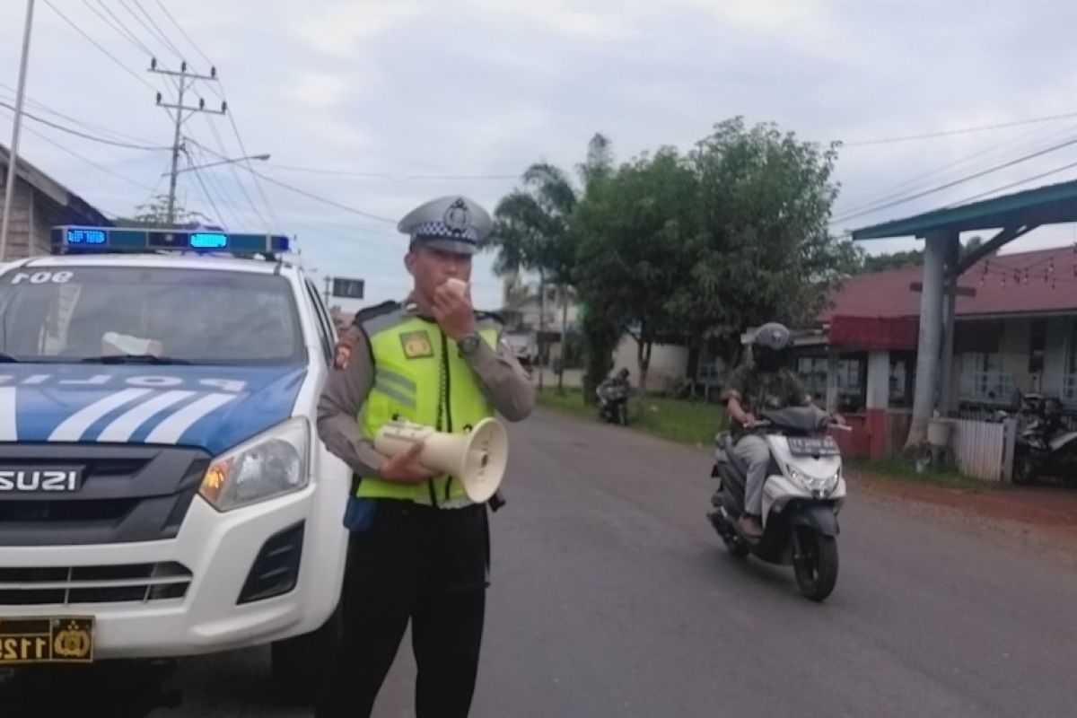 Kapolres Kapuas Hulu imbau pengendara bermotor patuhi aturan berlalu lintas