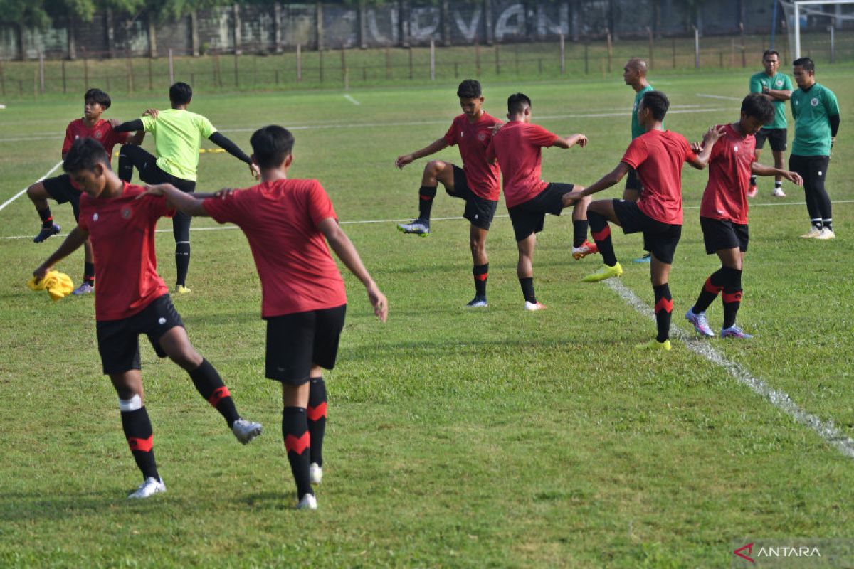 Pelatih timnas Indonesia sepakat pertandingan Kualifikasi Piala Asia U-17 2023 tanpa penonton