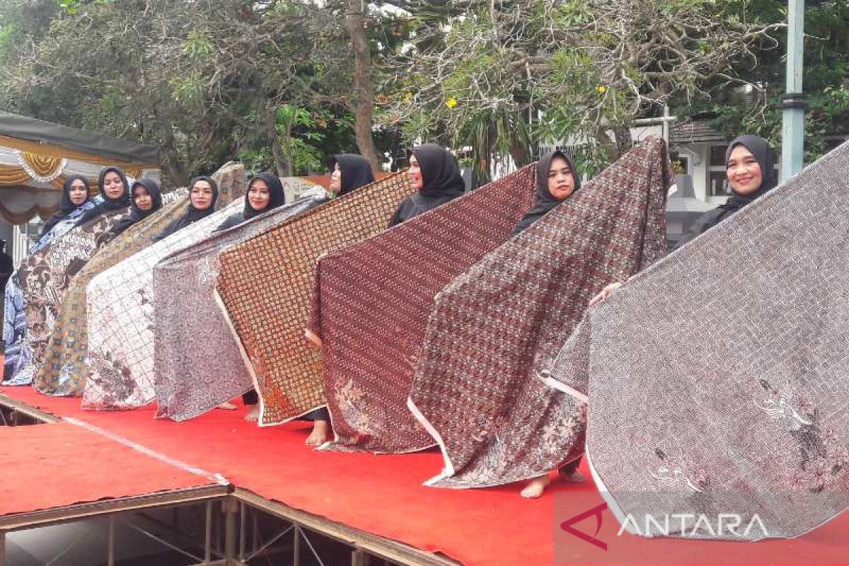 Hari Batik di Temanggung, ada parade di Alun-alun