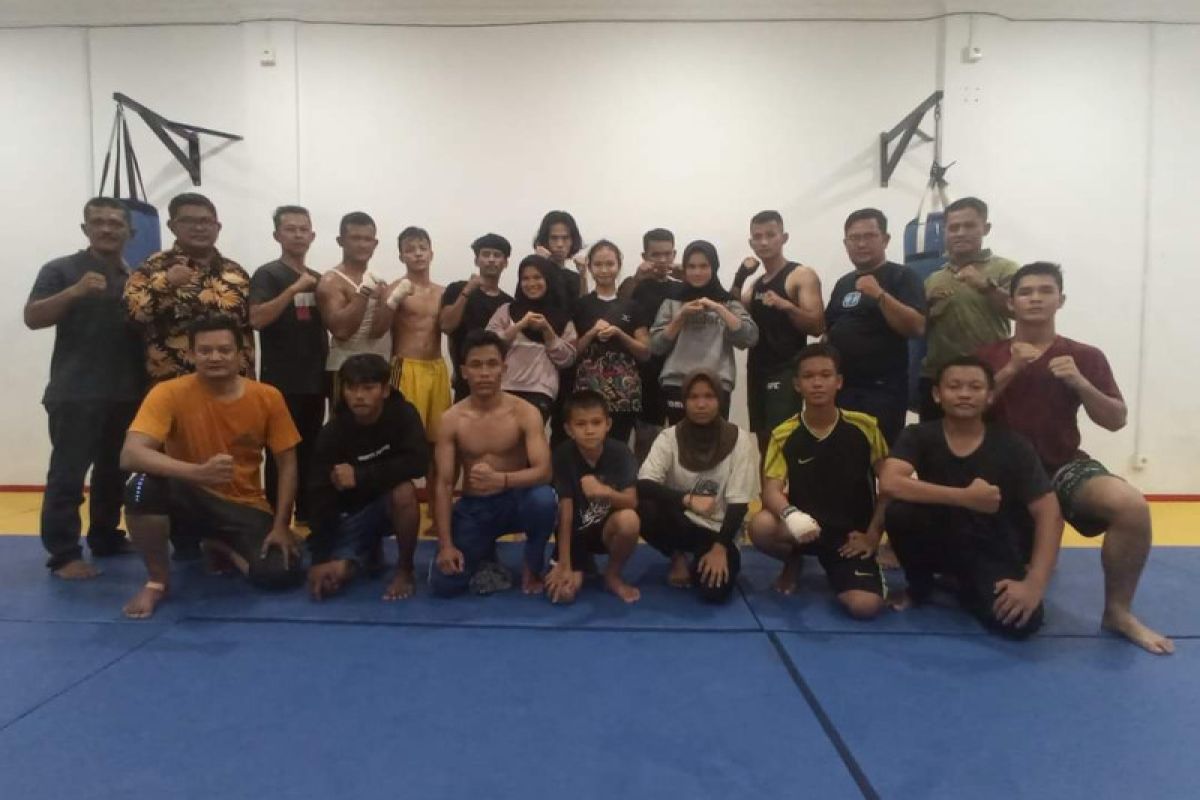 22 atlet kick boxing Bengkalis ikuti Kejurnas di Batam