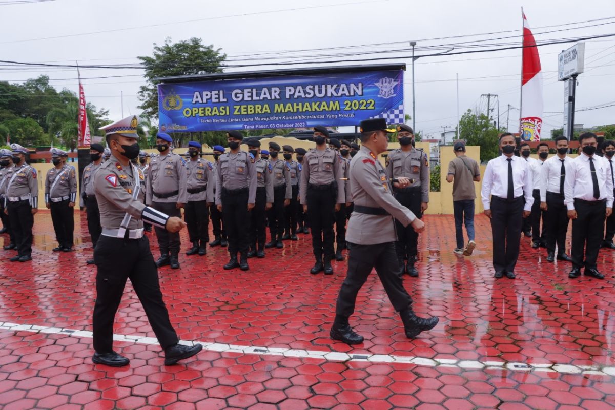 Polres Paser gelar apel Operasi Zebra Mahakam 2022