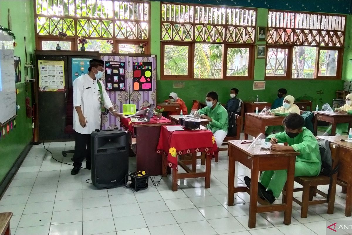 BPBD DKI bina 243 sekolah aman bencana