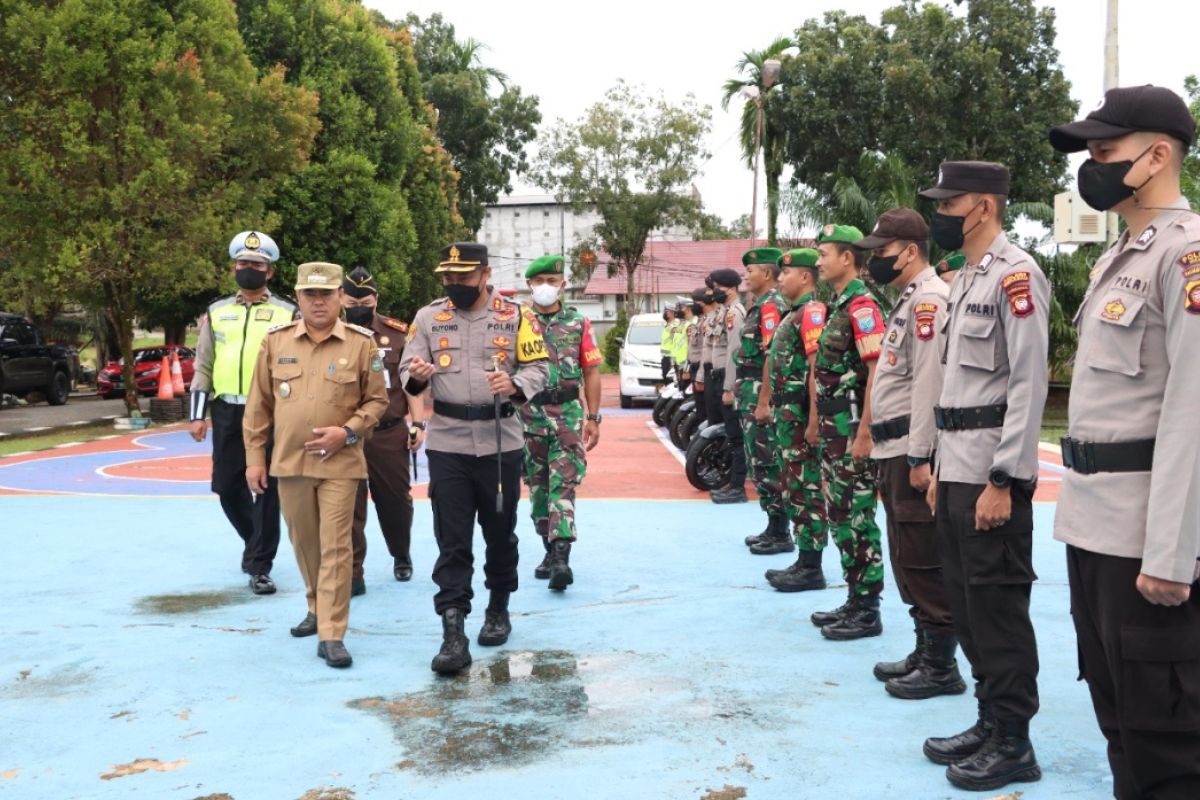 Bupati Aron ingatkan pelaksanaan Operasi Zebra Kapuas dengan humanis