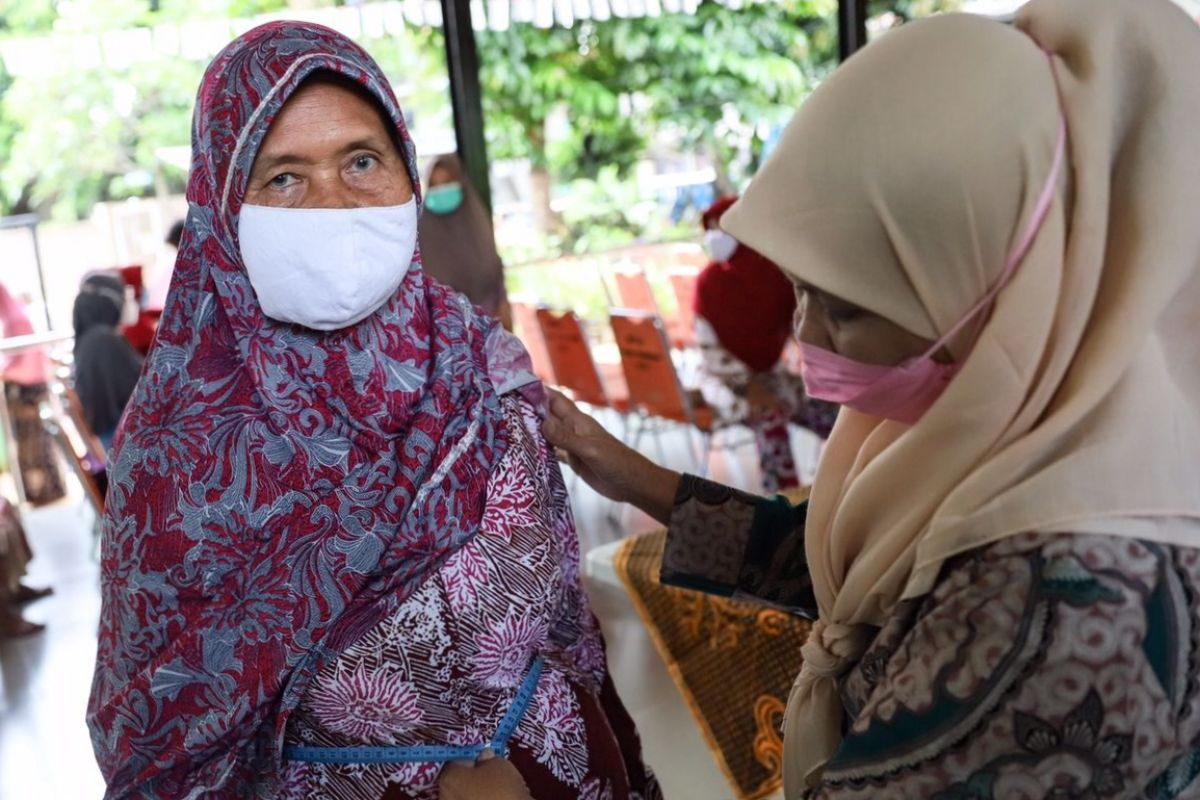 Puluhan lansia antusias periksa kesehatan gratis di Jakarta Pusat