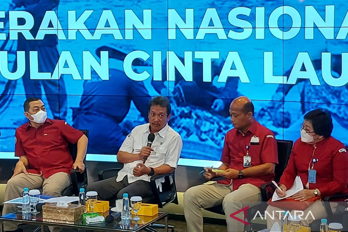 1.721 nelayan akan angkut sampah laut di Gernas BCL