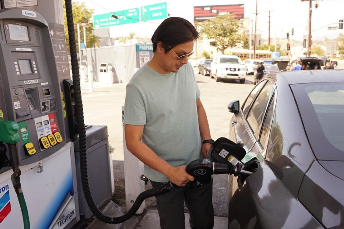 Harga bensin capai rekor tertinggi di Los Angeles