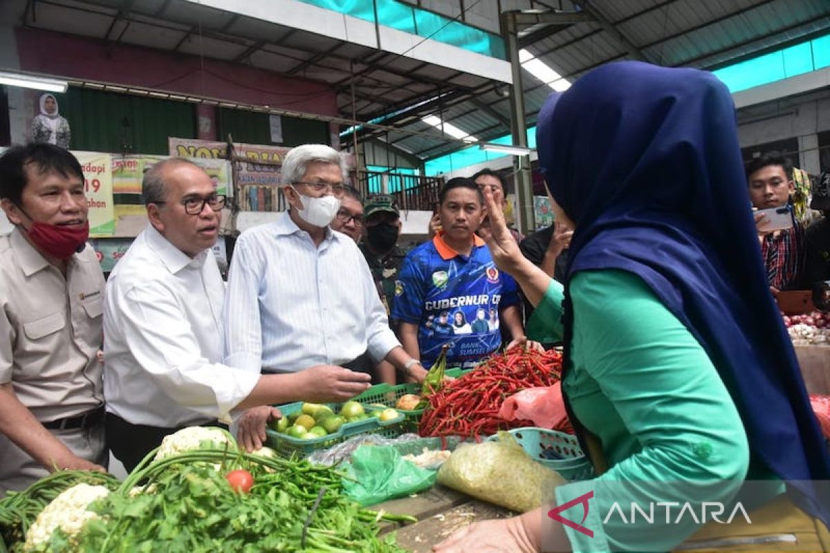 BI bagikan benih cabai dukung program kemandirian pangan di Sumsel