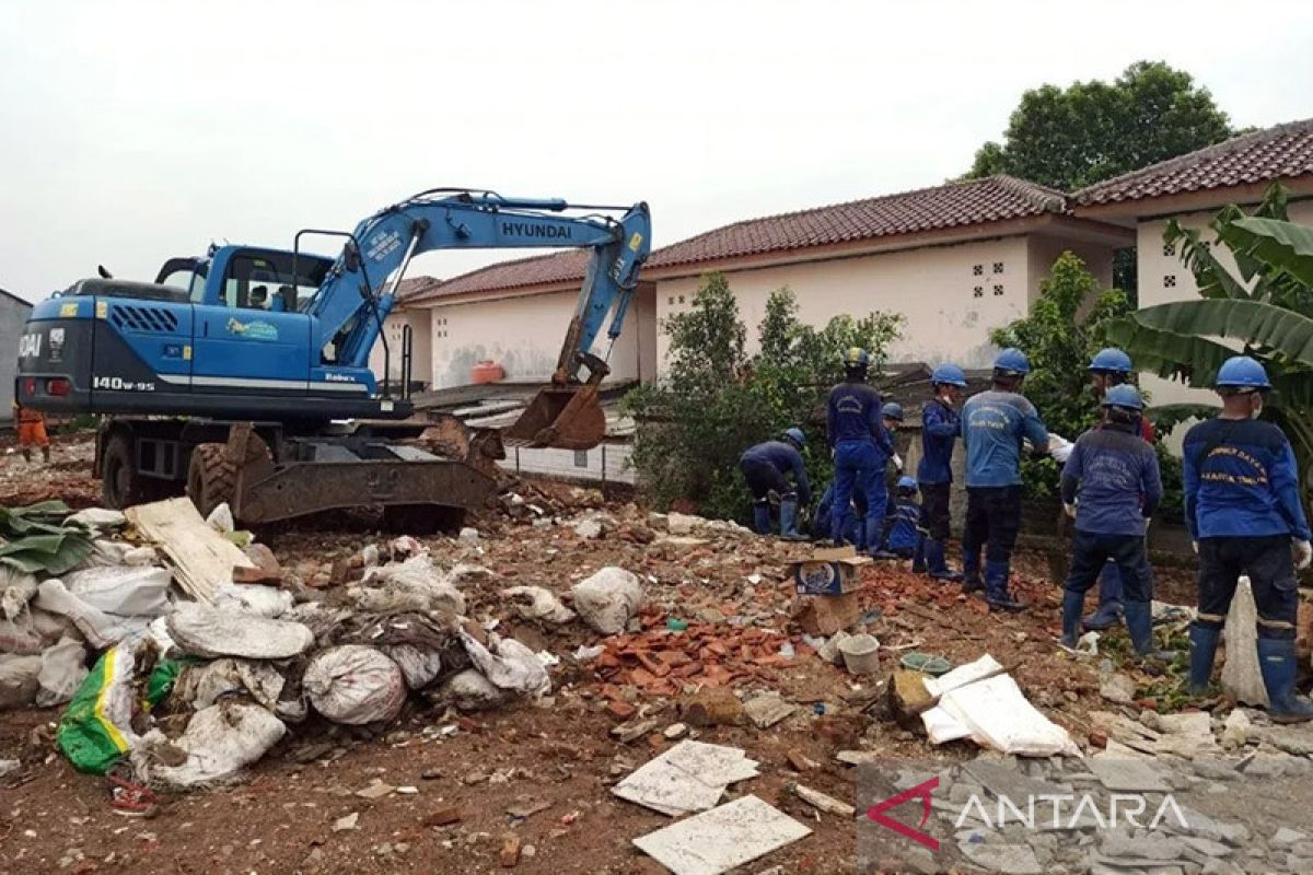 BPBD DKI minta perangkat pemerintah di wilayah antisipasi longsor