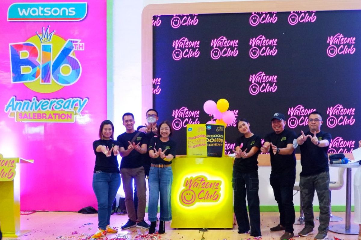 Watsons Indonesia selenggarakan "B16 Anniversary Salebration"