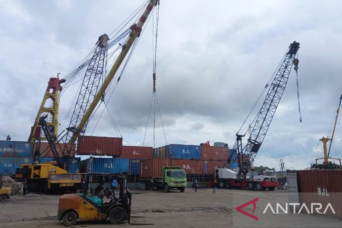 BPS: Volume barang dimuat di Pelabuhan Bangka Belitung naik 70,83 persen