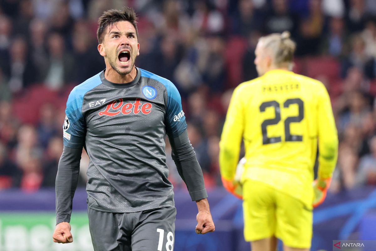 Liga Champions - Napoli permalukan Ajax Amsterdam 6-1