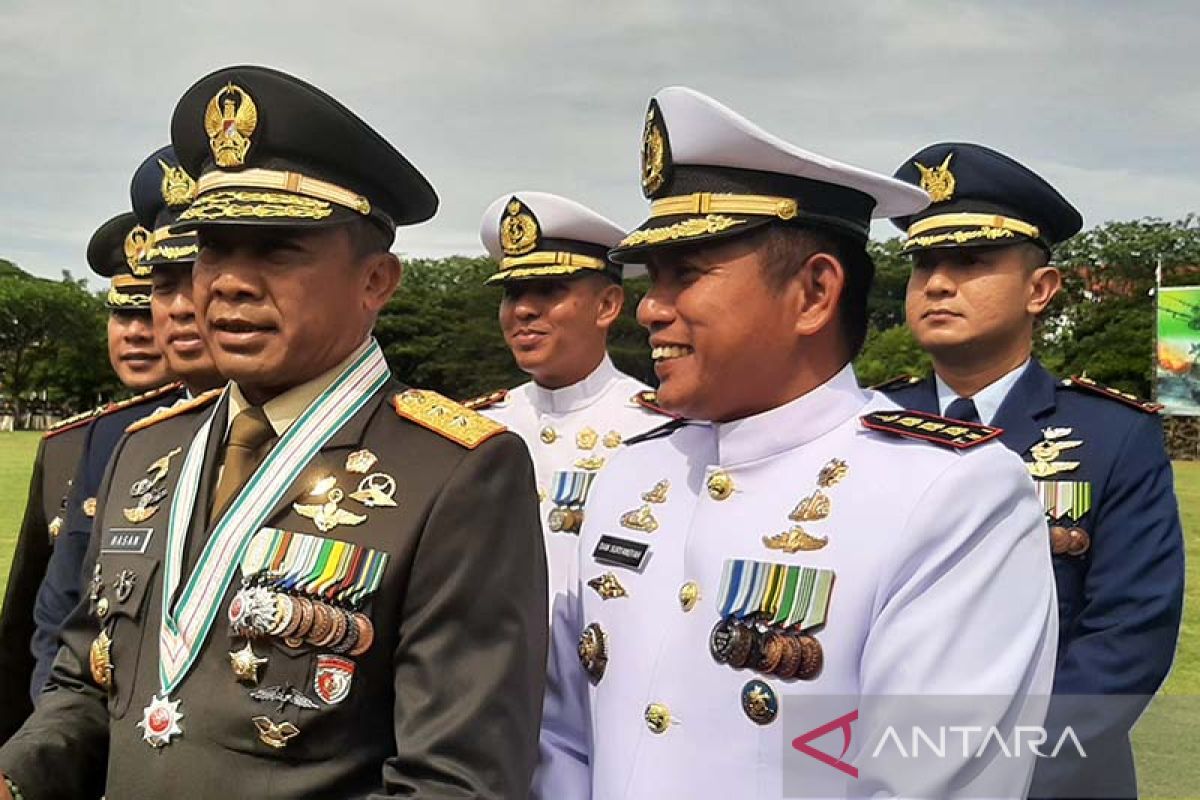 Pangdam IM ajak prajurit TNI tingkatkan kepercayaan masyarakat