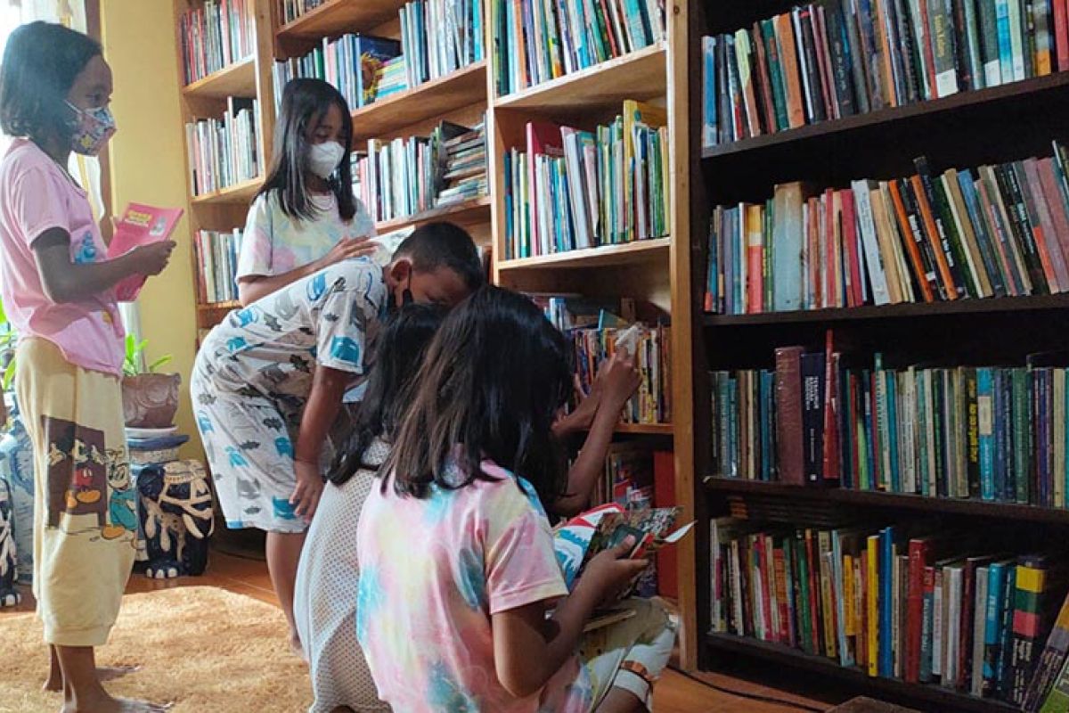 Rumah Literasi Aruna gelar lomba baca puisi "Literasi Bagimu Negeri"