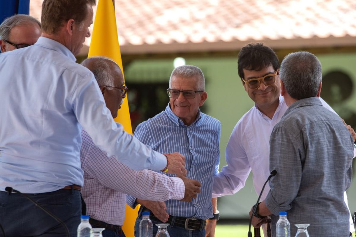 Presiden Kolombia puji dimulainya negosiasi dengan kelompok gerilyawan
