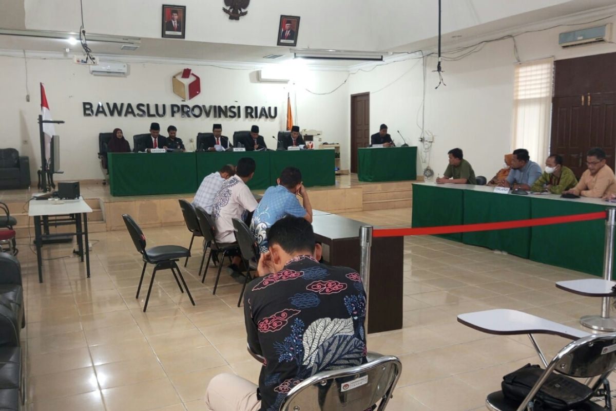 Melanggar verifikasi parpol, tiga KPU di Riau disanksi