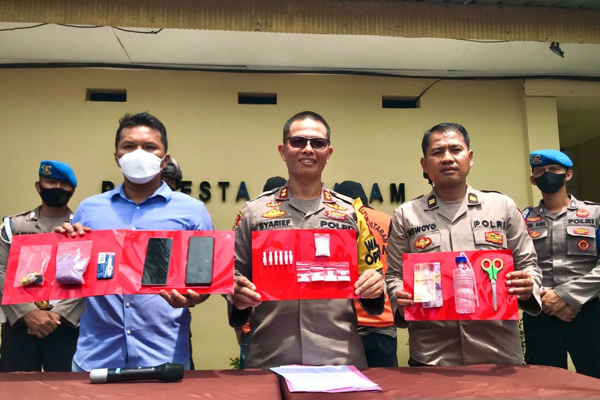 Sat Resnarkoba Polresta Mataram tangkap pengedar sabu di Mataram