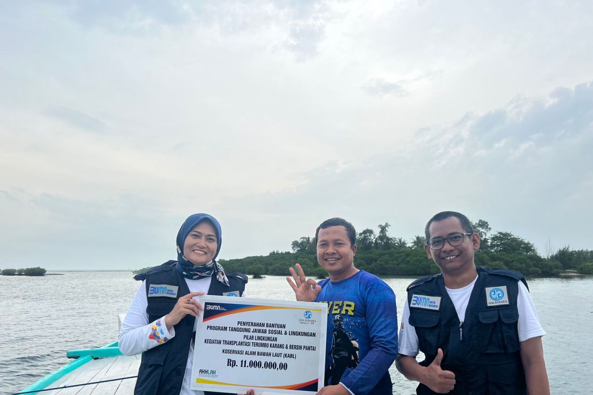 Jasa Raharja Banten berikan ratusan bibit untuk konservasi terumbu karang di Perairan Pulau Tunda