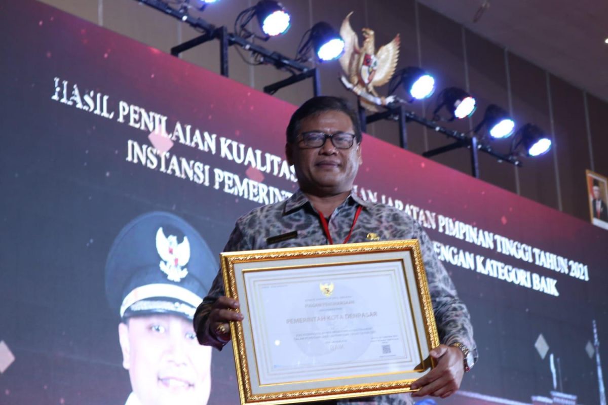 Pemkot Denpasar terima anugerah kualitas JPT kategori baik dari KASN
