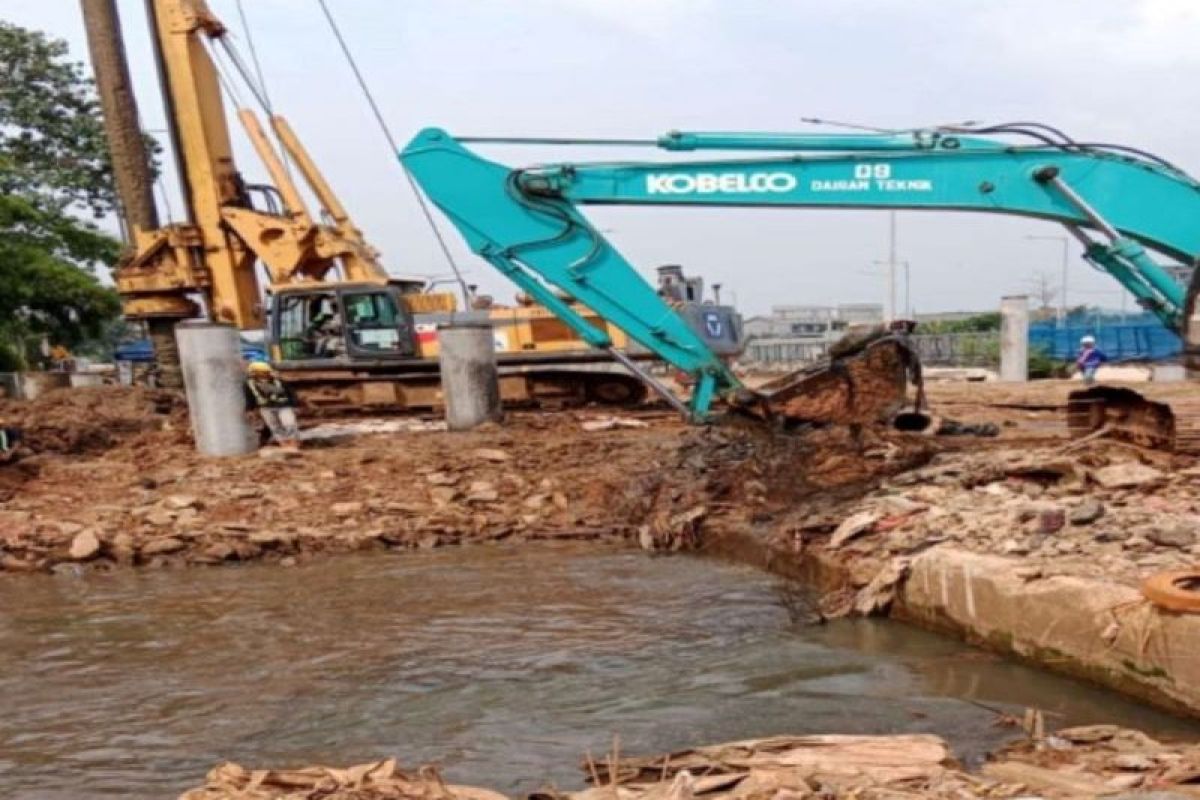 PUPR lakukan konstruksi penanganan banjir Tol Pondok Aren-Serpong