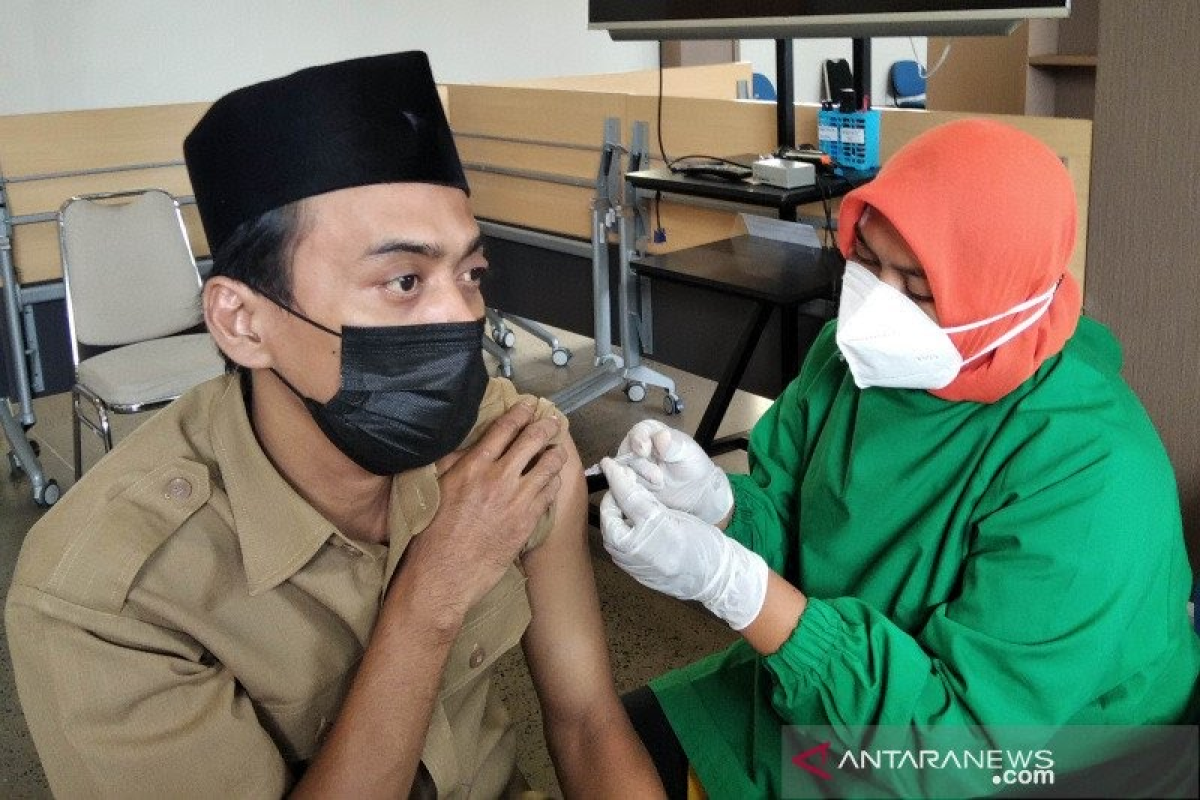 Ini capaian vaksinasi booster tenaga pendidik tingkat dasar di Banda Aceh