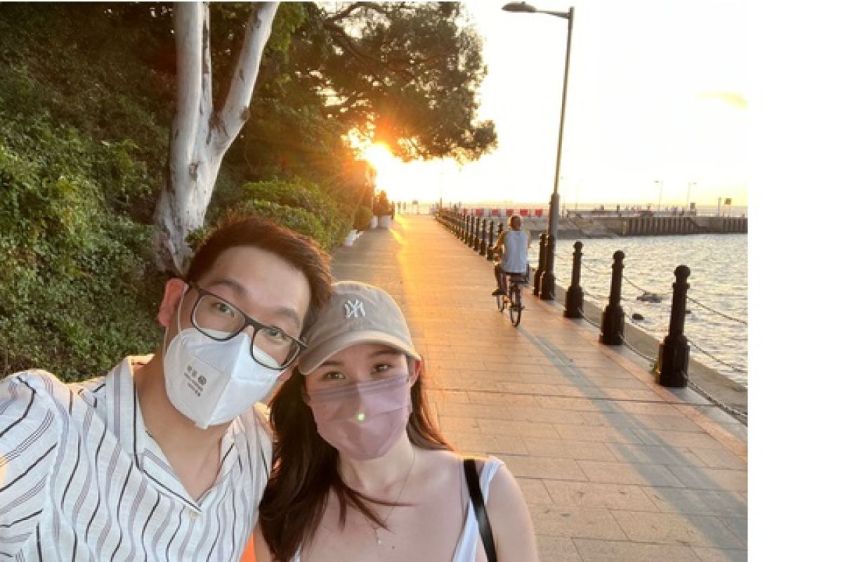 Long-distance lovebirds renew sweet memories in Hong Kong