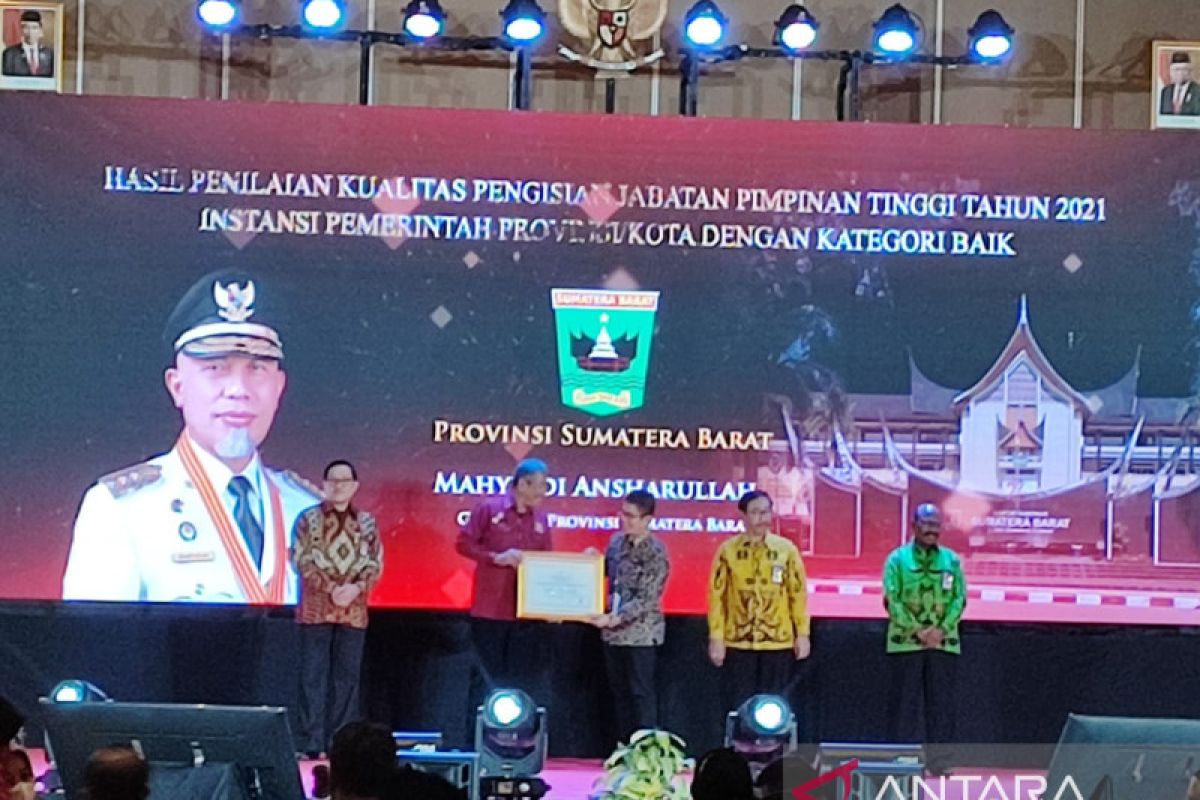 Tertib Dalam Pengisian Jabatan, Pemprov. Sumbar Raih Penghargaan dari KASN