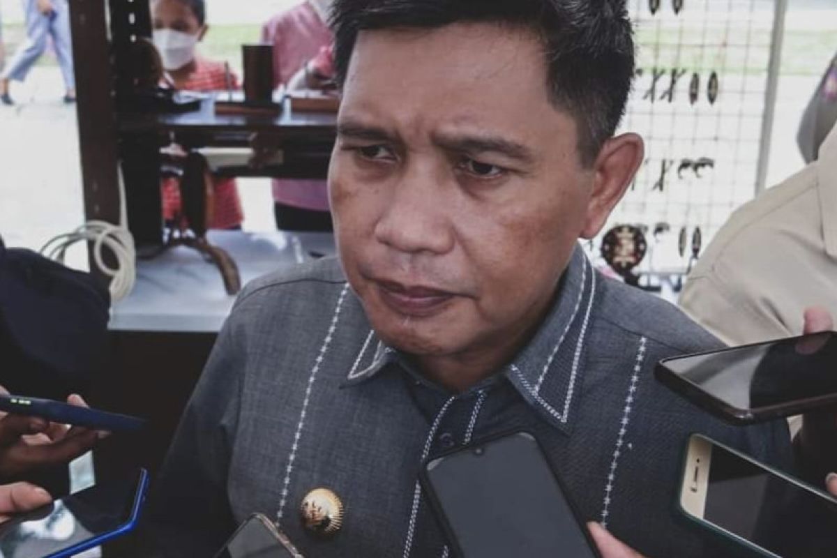 Pj Wali Kota Ambon sampaikan capaian program prioritas ke mendagri