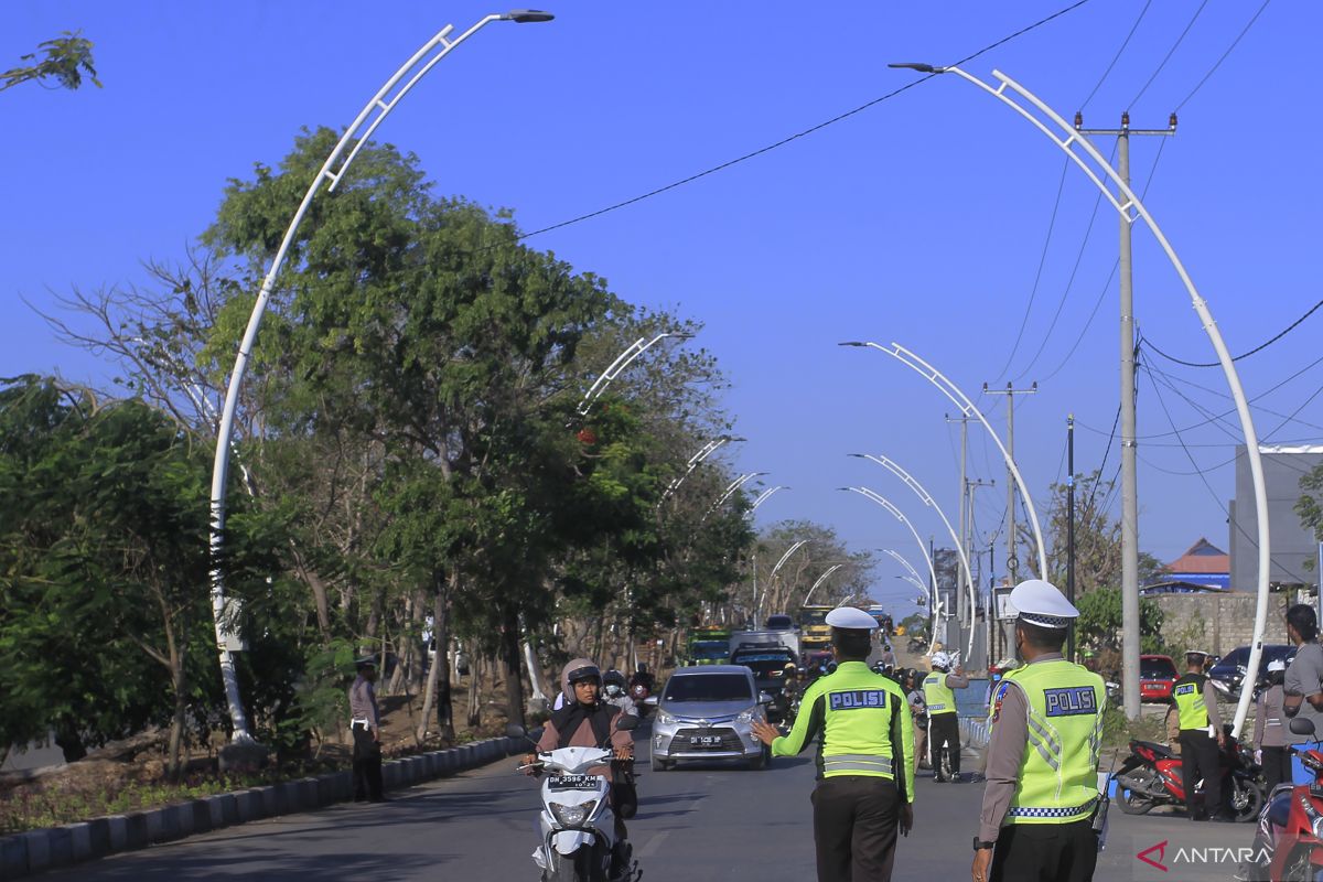 Ratusan kendaraan bermotor di Kupang terjaring operasi zebra