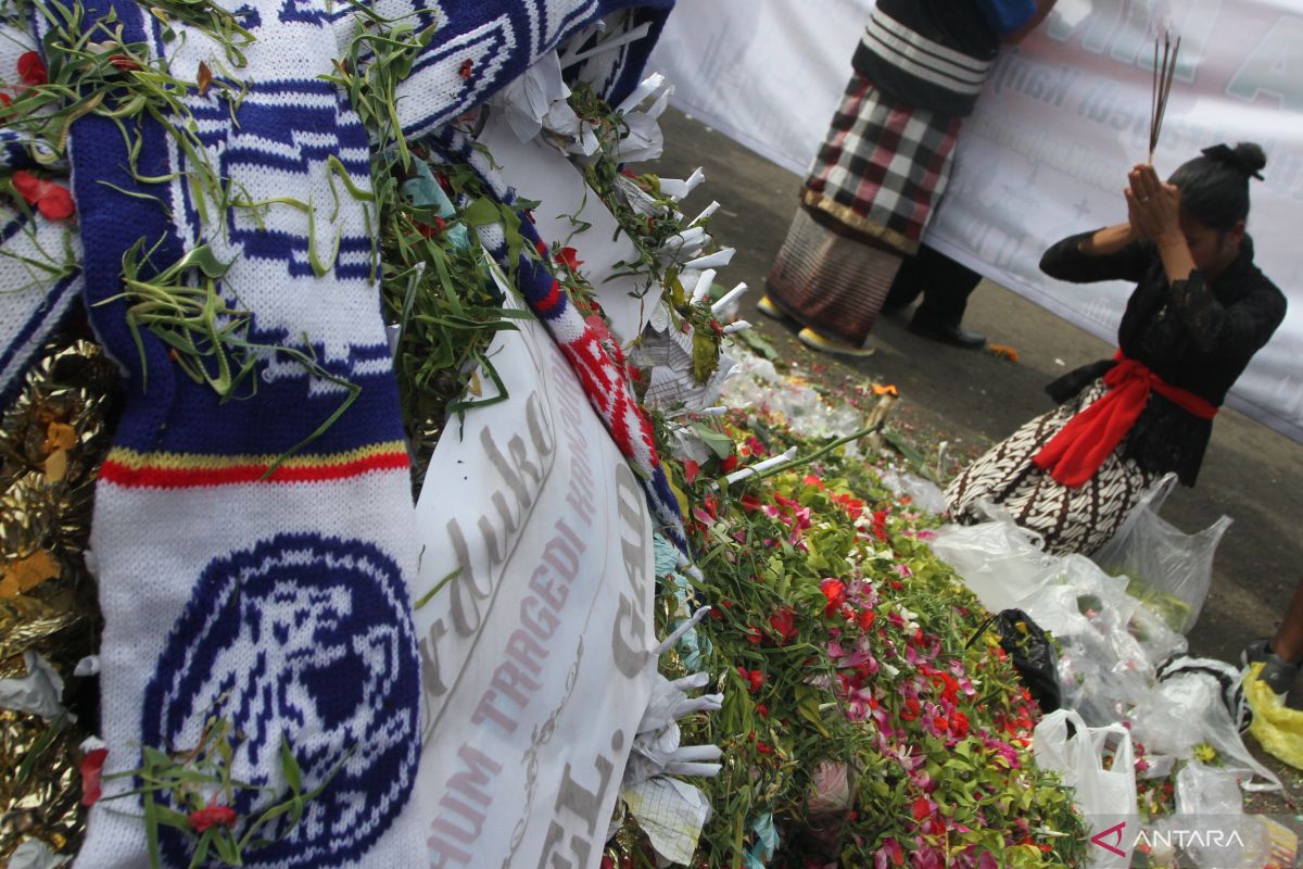 Polri pastikan tindak tegas pelaku anarkis di luar Stadion Kanjuruhan