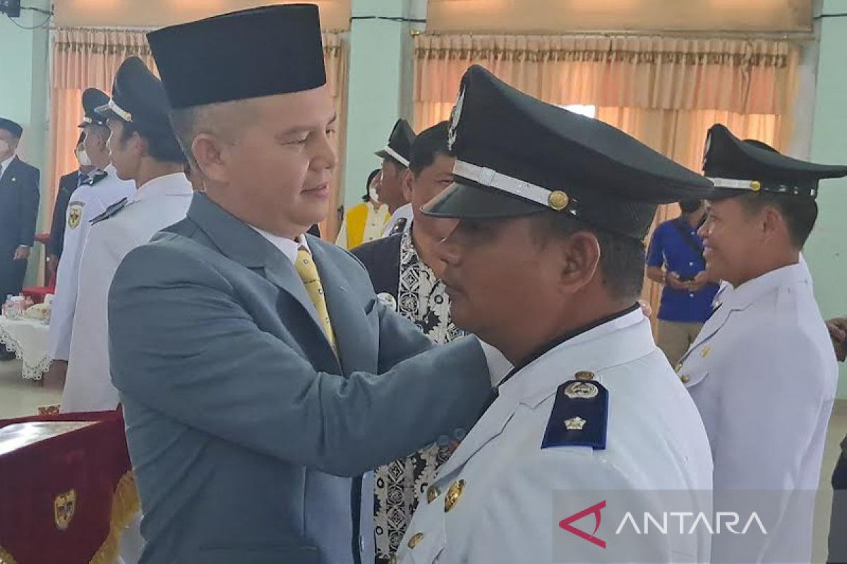 Lantik 41 Kades Terpilih, Bupati Gumas Ingatkan Bekerja Secara Tulus ...